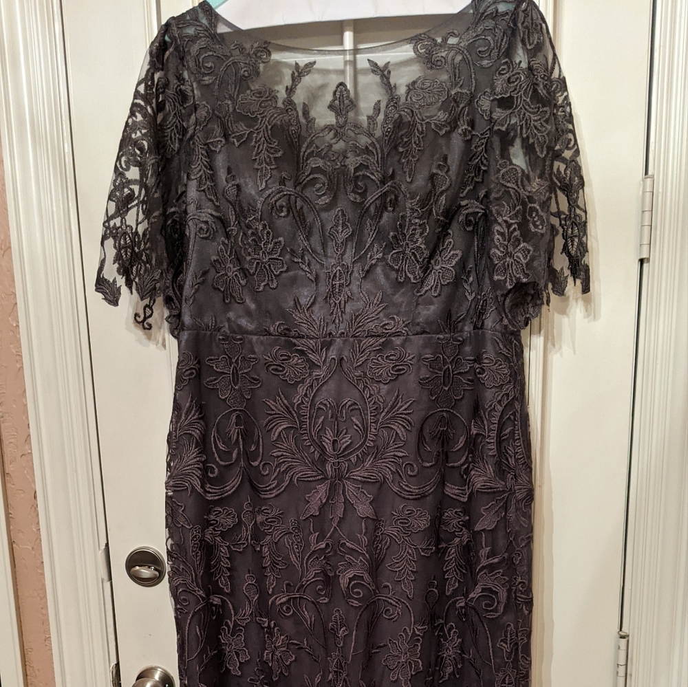 NWT Beautiful Floor Length Gown 18W